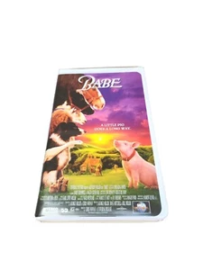 Babe VHS 1995 MCA Universal Stereo Surround Sound - Picture 1 of 8