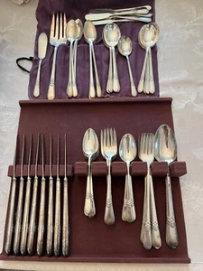 1847 Rogers Bros ADORATION Silverplate IS Flatware 70 Piece Service for 8 Set - Picture 1 of 5