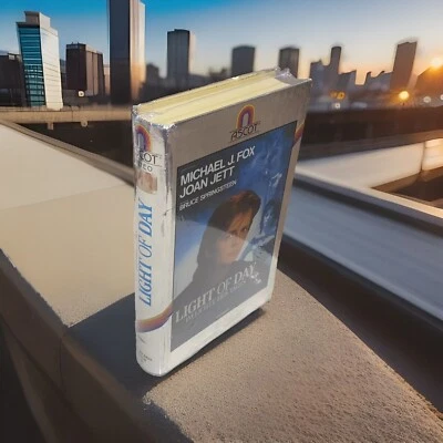 Light of Day - Im Licht des Tages | FSK16 | VHS | 90 Min. | Hardbox | Ascot  - Bild 1 von 4