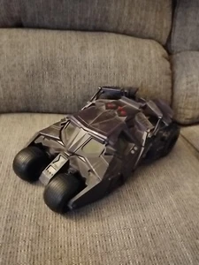 Batman The Dark Knight Batmobile Tumbler Car VHTF - Picture 1 of 17