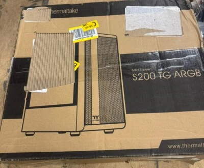 Thermaltake View 200 TG ARGB Mid Tower Case - Snow - Image 1 of 4