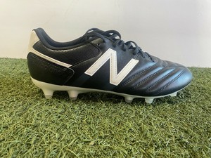 nb soccer boots