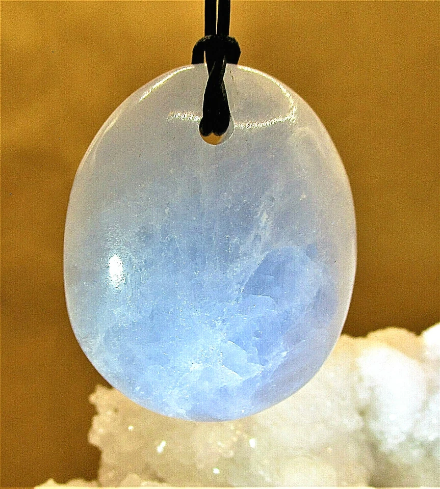 CALCIT   BLAU   XL   Trommelstein  gebohrt   EDELSTEIN   ANHÄNGER    Nr.3 - Bild 1 von 1