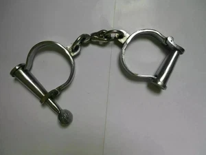 Vintage Old Iron Handcuffs Silver Antique Style Iron Cuffs with 2 keys - Picture 1 of 10