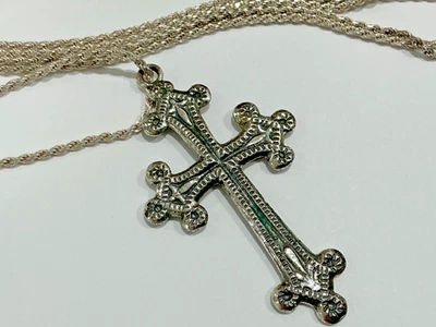 Cruz de ley grande Danecraft incluyendo cadena Italty de plata de ley de 30 pulgadas. Foto 1 de 4