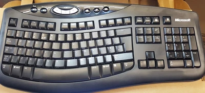 Microsoft Wireless Keyboard & Mouse Excellent Condition (H13) - Image 1 of 4