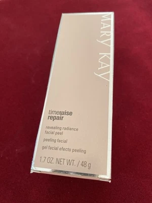 Mary Kay TimeWise Repair Revealing Radiance Facial Peel Glycolic Acid - Image 1 of 3