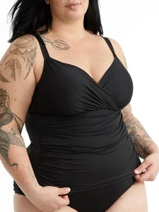 Plus Size Live in Color Underwire Triangle Tankini Top - Picture 1 of 1