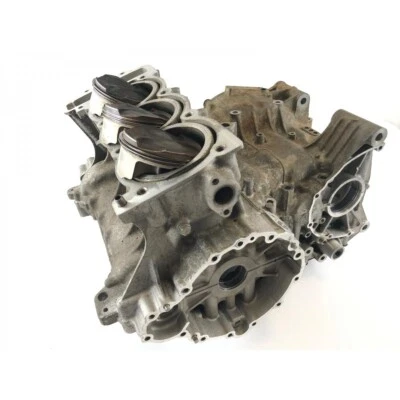 Triumph Daytona 955i T595N [2001] - Engine housing with cylinder and liners - Изображение 1 из 4