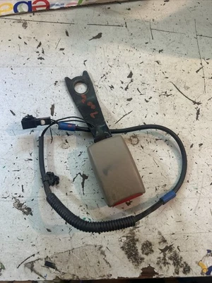 1999-02 Toyota 4Runner ограниченного ремня безопасности передний левый водитель пряжка защелка желтовато-коричневый дуб - Изображение 1 из 4