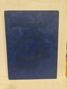 Anuario 1974, escuela Cabo Henry, playa de Virginia, Virginia - Imagen 1 de 6