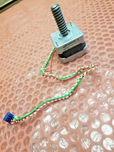 Sonceboz 6540R294 Slimline Mini Schrittmotor 0,71 A/Ph 5 Ohm - Bild 1 von 4