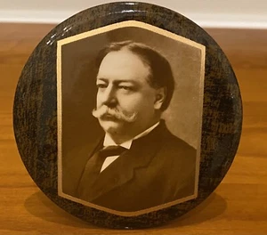 Celuloide William Howard Taft de 3,5 pulgadas de diámetro con caballete trasero casi como nuevo ¡RARO! - Imagen 1 de 9