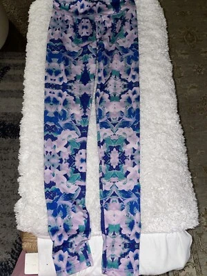 High Energie Feminino Tamanho Leggings esportivas XS design floral. Fofo, confortável  - Imagem 1 de 4