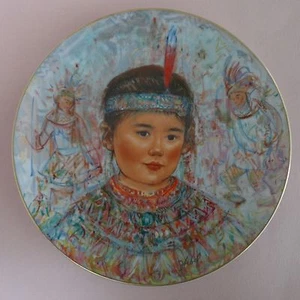 ROSENTHAL HIBEL CHILDREN NOBILITY CHIEF RED FEATHER BOY Porcelain Art PLATE Box - Picture 1 of 8