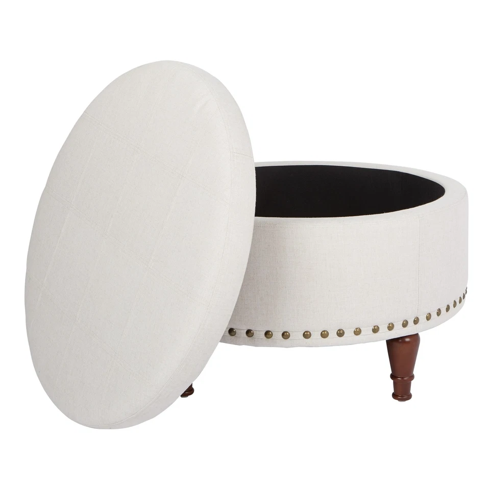 Otomana de almacenamiento de tela con cabezas de uñas de bronce crema mediana Foto 1 de 4
