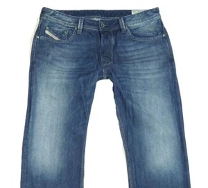 Diesel LARKEE Jeans Herren Regular Straight 008XR gr. W33 L34 Denim 33in - Bild 1 von 7