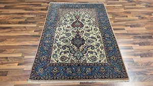 ✔ Isfahan | 113 x 166 | Handgeknüpft | Orientteppich | Carpet | Rug 🌸 - Bild 1 von 12