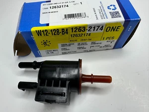 GM 12632174 Vapor Canister Purge Valve OEM Chevrolet GMC Cadillac Buick 2013-24 - Foto 1 di 1
