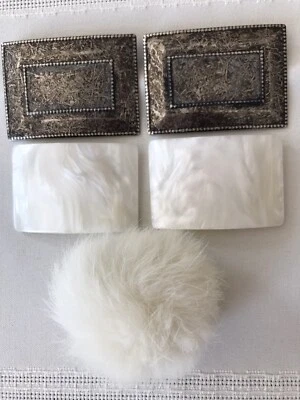 Lote de clips para zapatos vintage - metal, celuloide, pompón blanco roto Foto 1 de 4