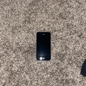 Apple iPhone 4 (Black, AT&T) - Picture 1 of 7