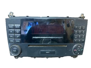 OEM 2001-2007 Mercedes-Benz W203 C230 C240 C320 Radio /w CD Player #R99 - Bild 1 von 10