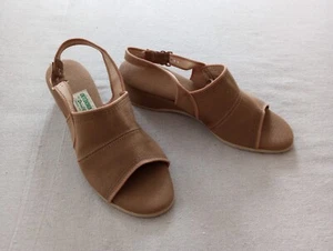 Outdorables Canvas Wedges by Daniel Green - Picture 1 of 8