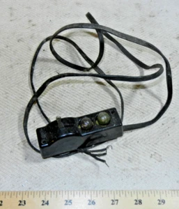 Lionel Postwar - Automatic Switch Controller, still has original bulbs! - Picture 1 of 4