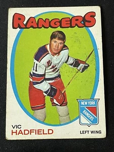 1971-72 Topps #9 Vic Hadfield - Picture 1 of 2