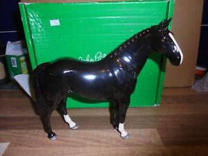 Beswick Horse  H260 - Black Gloss Hunter  - rare limited edition , boxed & cert