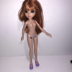 2009 Bratz KELLEN Doll-Moxie Girlz-Red Hair Freckles-Nude With Feet - Picture 1 of 11