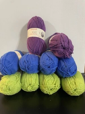 Hilo Sirdar cómodo DK. 10 madejas. 50g Ea: Colores: 0412 (4), 0488 (2), 0483 (4) Foto 1 de 4