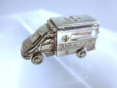 Pingente de berloque de prata esterlina para ambulância rodas móveis - Imagem 1 de 4