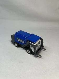 Tonka (USA) Diecast 1/64 Front Load “City Sanitation” Garbage Truck - Picture 1 of 7