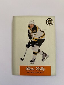2012-13 O-Pee-Chee Retro #220 Chris Kelly - Boston Bruins / SET BREAK