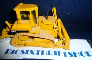 CATERPILLAR D6H Model 2851 TRACTOR DOZER BULLDOZER WESTERN GERMANY 1:50 CONRAD - Picture 1 of 5