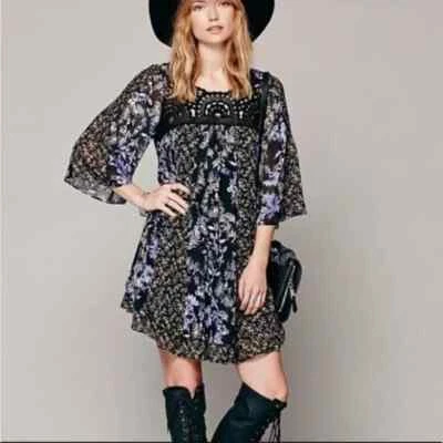 Mini Vestido Free People Magic Garden Fluido Boho S Babydoll Ganchillo De Gran Tamaño Foto 1 de 4