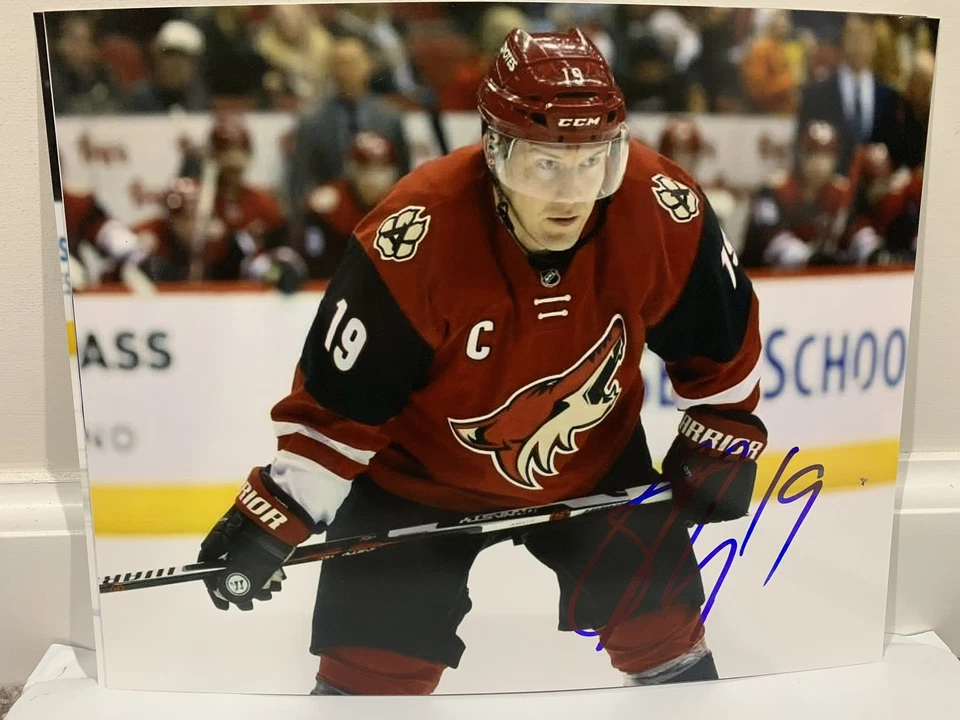 SHANE DOAN Arizona Coyotes SIGNED Autographed 8X10 Photo w/ COA - Image 1 of 1