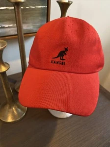 Raro cappello leggero Kangol Tropic Space Cap 2208 rosso medio - stile vintage - Foto 1 di 9