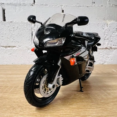 New-Ray Honda CBR 1000 RR 1/12 Diecast Black Silver Model Motorcycle Bike - Image 1 of 4