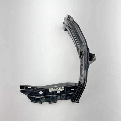 Delantal de guardabarros delantero Subaru Crosstrek 2018-2021 soporte lateral derecho pasajero OEM Foto 1 de 4