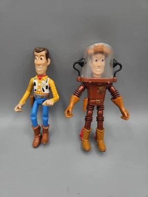 Figuras de acción Pixar Toy Story 6" Space Woody Sheriff Woody raras difíciles de encontrar lote de 2 Foto 1 de 4