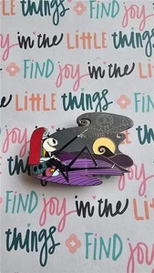 Disney Auctions P.I.N.S. Prendedor de observación de estrellas Pesadilla antes de Navidad Jack & Sally - Imagen 1 de 1