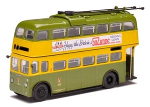 CORGI OOC WOLVERHAMPTON CORPORATION TROLLEYBUS-OM40102B - Picture 1 of 1
