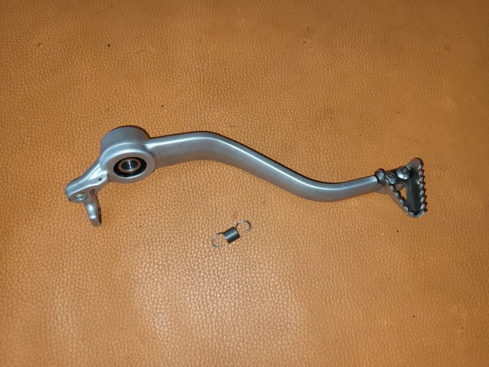 KTM Duke 690 foot brake lever (ez.13.03.2015) 7501305004401 - Image 1 of 1