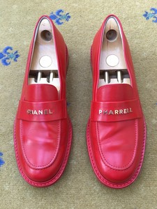 scarpe chanel pharrell prezzo