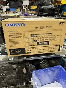 Onkyo TX-RZ50 9.2-Channel HDMI 2.1 8K THX Home Theater AV Receiver - Afbeelding 1 van 1