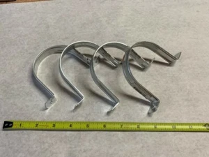 (4) Quantity of Woodstock 3-1/4" Hose Hangers D2106 - Picture 1 of 2