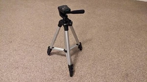 Used Mini Lightweight Extendable Camera Tripod - Picture 1 of 9