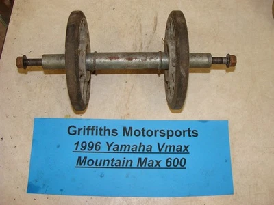 1996 YAMAHA VMAX 600 MOUNTAIN MAX 8CC center middle bogie wheels idle shaft - Image 1 of 4